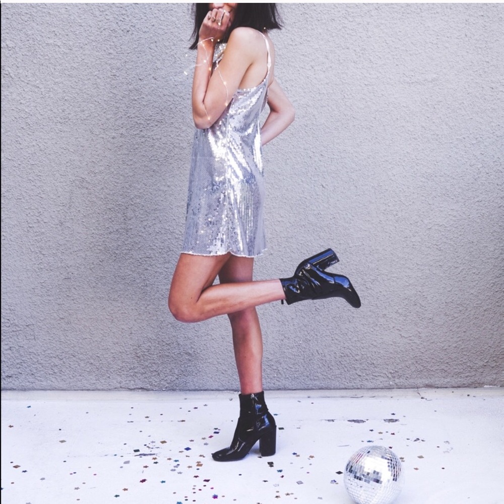 Daytrip | Sequin Sparkle Mini